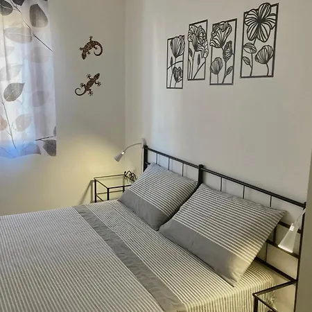 Levante House Lido Marini